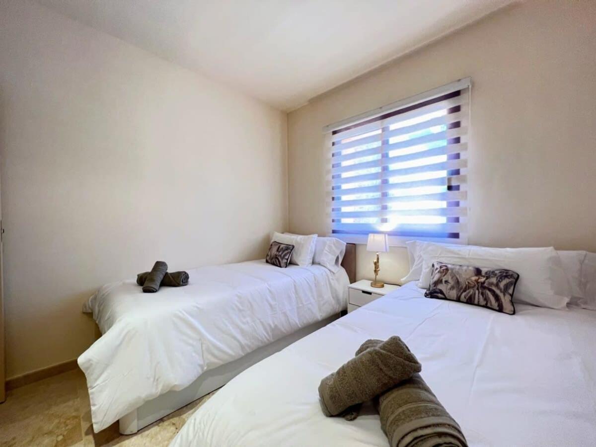Modern 2 Bedroom Beachside Apartment Nr72 Los Alcázares Esterno foto